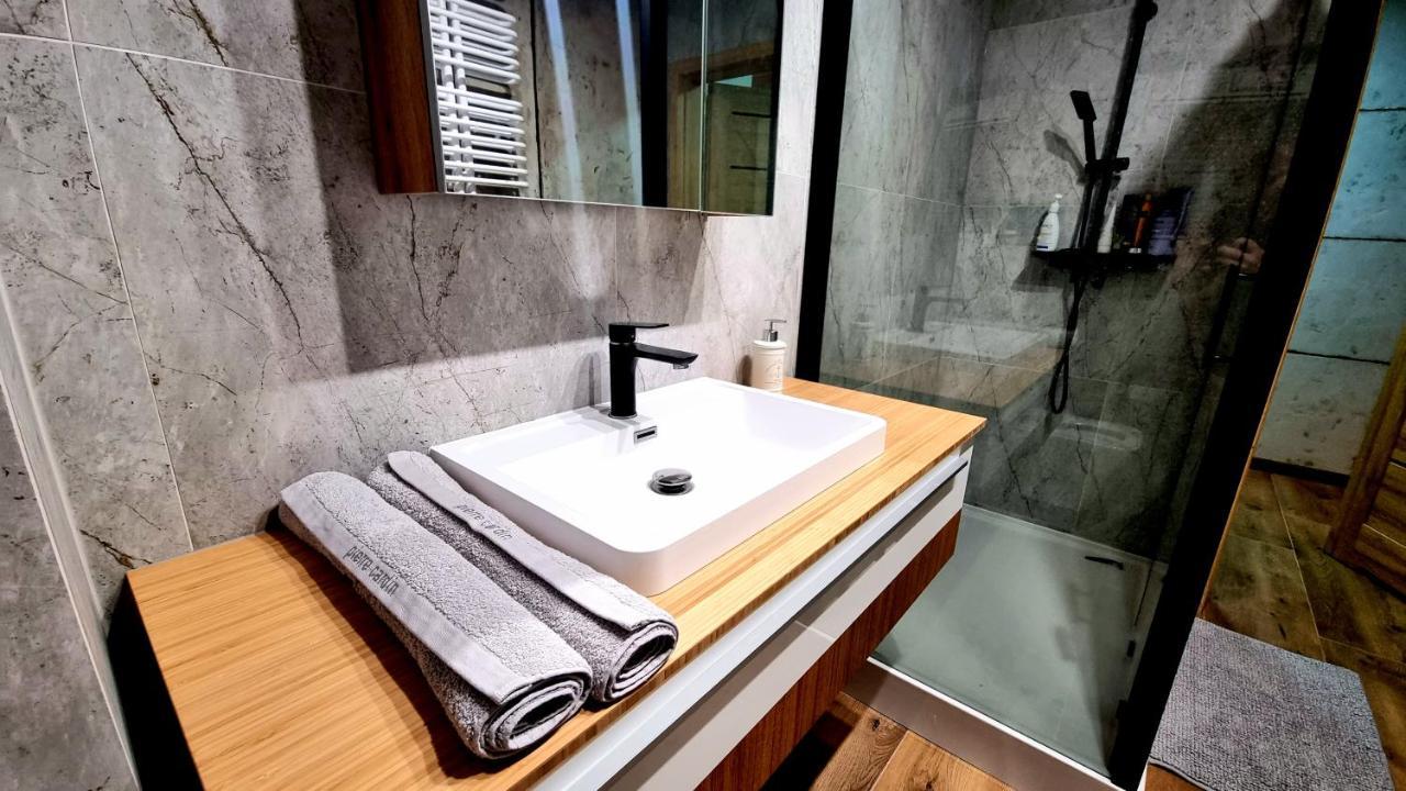 우스트카 Apartament 11 Listopada 아파트 외부 사진